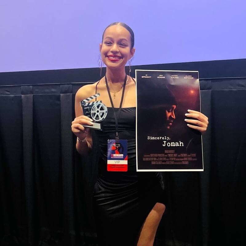 Cyan M. Shreve holds award at 2023 Howard Thesis Showcase